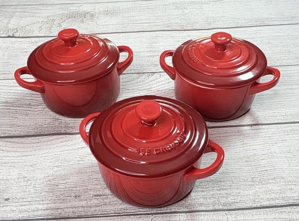 Le Creuset Stoneware Mini Round Cocotte Cerise Set Of 3, 1 Flawed